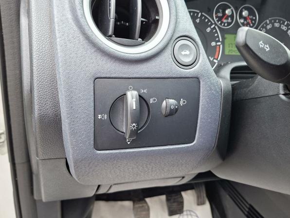 Ford Fusion I Рестайлинг с пробегом 2006 года, цена 549 000 рублей, 205000 км, хэтчбек, Автокод Объявления