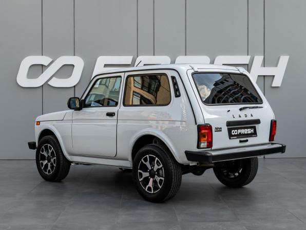 Lada (ВАЗ) Niva Legend с пробегом 2024 года, цена 925 000 рублей, 9429 км, внедорожник, Автокод Объявления