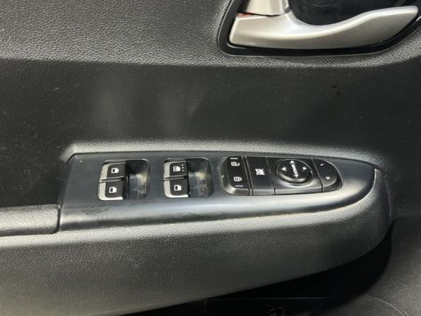 Kia Rio IV с пробегом 2019 года, цена 1 465 000 рублей, 77075 км, хэтчбек, Автокод Объявления