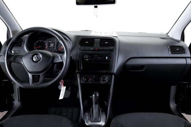 Volkswagen Polo V Рестайлинг с пробегом 2016 года, цена 1 099 000 рублей, 123851 км, седан, Автокод Объявления