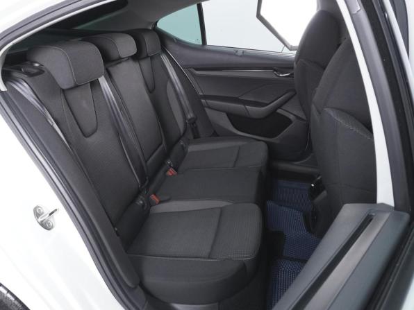 Skoda Octavia IV (A8) с пробегом 2020 года, цена 2 299 000 рублей, 54238 км, лифтбек, Автокод Объявления