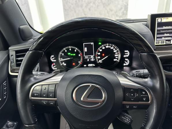 Lexus LX III Рестайлинг 2 с пробегом 2020 года, цена 11 377 000 рублей, 25691 км, внедорожник, Автокод Объявления