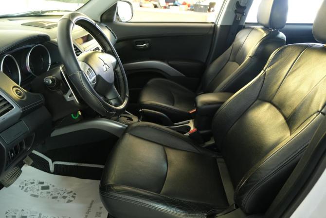 Mitsubishi Outlander II Рестайлинг с пробегом 2012 года, цена 1 559 000 рублей, 259731 км, внедорожник, Автокод Объявления