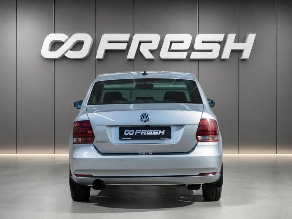 Volkswagen Polo V Рестайлинг с пробегом 2019 года, цена 1 280 000 рублей, 100548 км, седан, Автокод Объявления