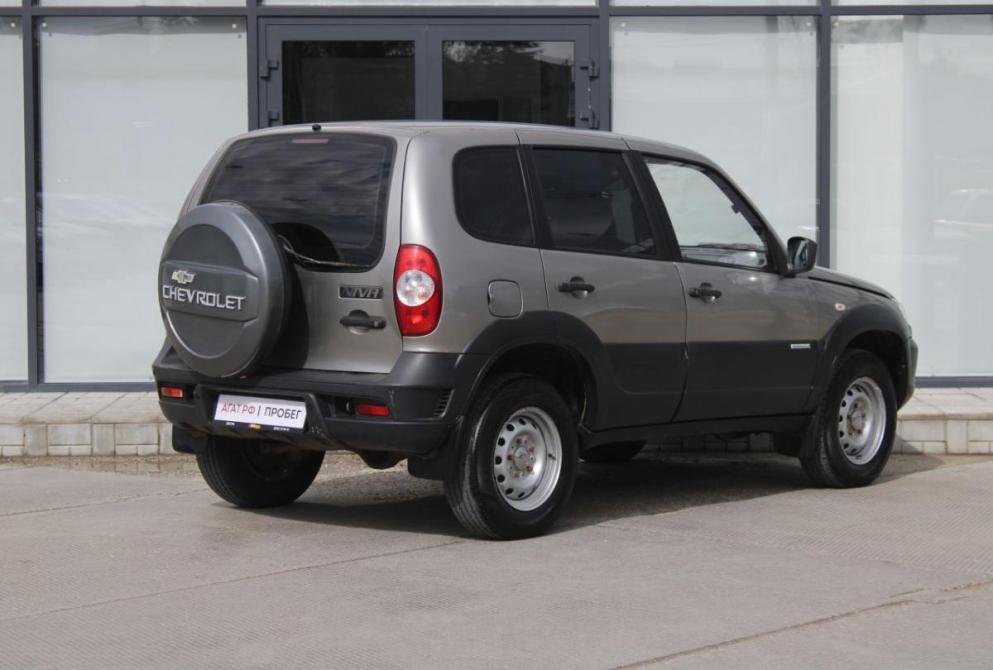 Chevrolet Niva I Рестайлинг Саратов  - изображение 6