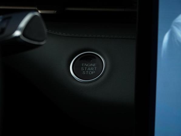 Changan Lamore с пробегом 2024 года, цена 1 962 444 рубля, 45097 км, седан, Автокод Объявления