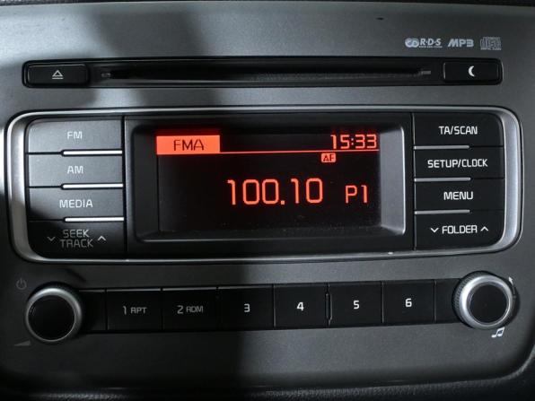 Kia Rio III Рестайлинг с пробегом 2016 года, цена 990 000 рублей, 211000 км, седан, Автокод Объявления