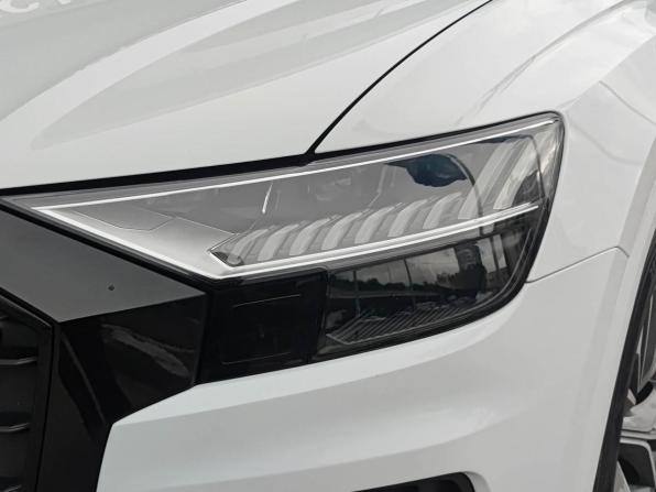 Audi Q8 I (4M) с пробегом 2019 года, цена 5 600 000 рублей, 103763 км, внедорожник, Автокод Объявления
