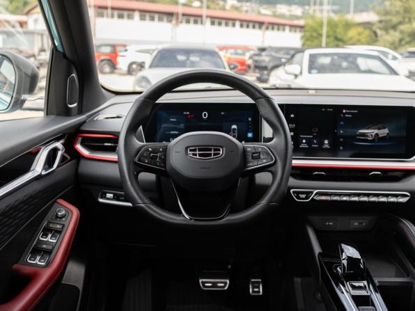 Geely Coolray I Рестайлинг с пробегом 2024 года, цена 2 151 000 рублей, 60256 км, внедорожник, Автокод Объявления