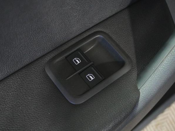 Skoda Yeti I Рестайлинг с пробегом 2014 года, цена 948 000 рублей, 107667 км, внедорожник, Автокод Объявления