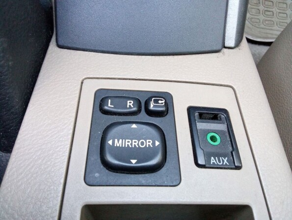 Toyota RAV4 III (XA30) Рестайлинг с пробегом 2010 года, цена 1 577 000 рублей, 136500 км, offers.body_type.unknown, Автокод Объявления