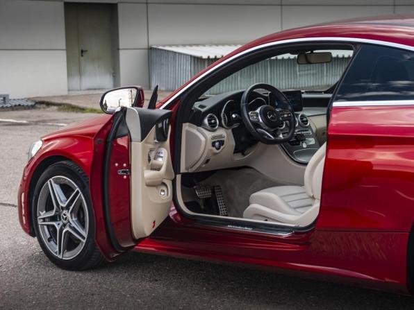 Mercedes-Benz C-Класс IV (W205) Рестайлинг с пробегом 2020 года, цена 3 999 000 рублей, 36000 км, купе, Автокод Объявления