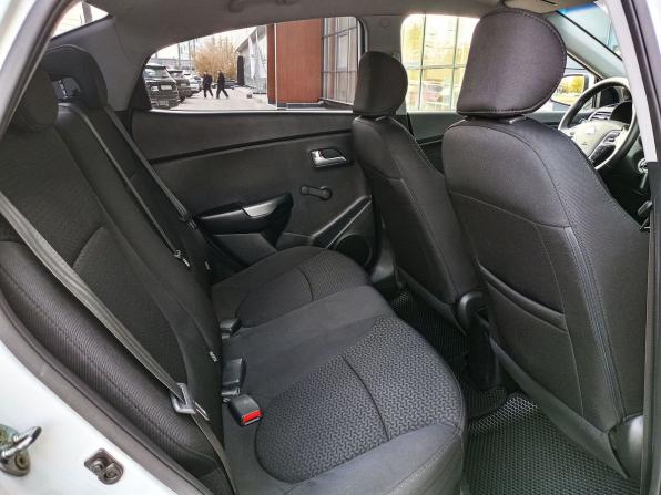 Kia Rio III Рестайлинг с пробегом 2016 года, цена 960 600 рублей, 164381 км, седан, Автокод Объявления