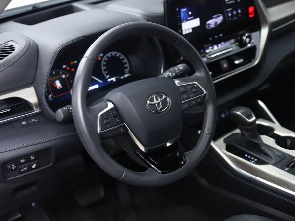 Toyota Highlander IV (XU70) с пробегом 2025 года, цена 4 690 000 рублей, 30571 км, внедорожник, Автокод Объявления