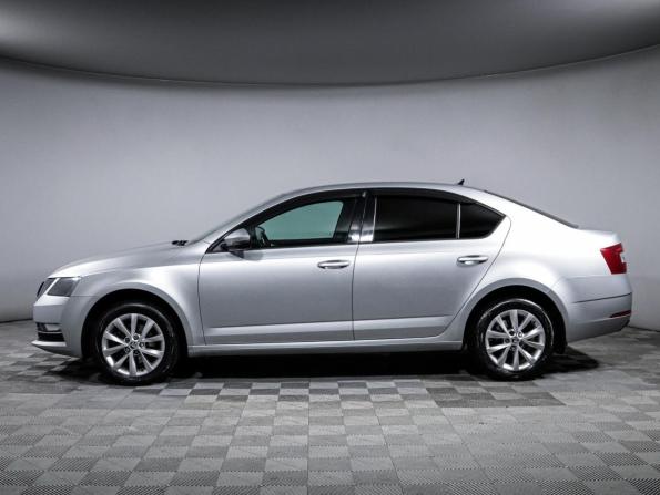 Skoda Octavia III (A7) Рестайлинг с пробегом 2017 года, цена 2 098 000 рублей, 78237 км, лифтбек, Автокод Объявления