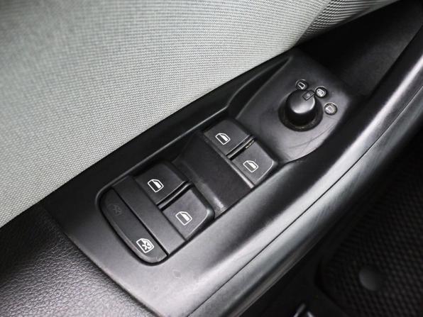 Audi Q3 I (8U) с пробегом 2013 года, цена 1 520 000 рублей, 253306 км, внедорожник, Автокод Объявления