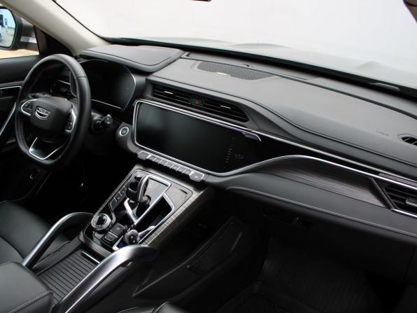 Geely Atlas Pro с пробегом 2024 года, цена 2 169 000 рублей, 43515 км, внедорожник, Автокод Объявления