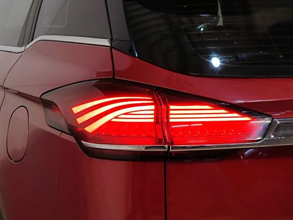 Geely Atlas Pro с пробегом 2022 года, цена 2 089 000 рублей, 77767 км, внедорожник, Автокод Объявления