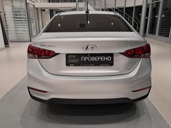 Hyundai Solaris II с пробегом 2019 года, цена 1 434 000 рублей, 75345 км, седан, Автокод Объявления
