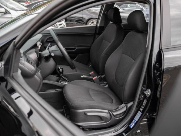 Kia Rio III Рестайлинг с пробегом 2016 года, цена 1 299 000 рублей, 61243 км, седан, Автокод Объявления