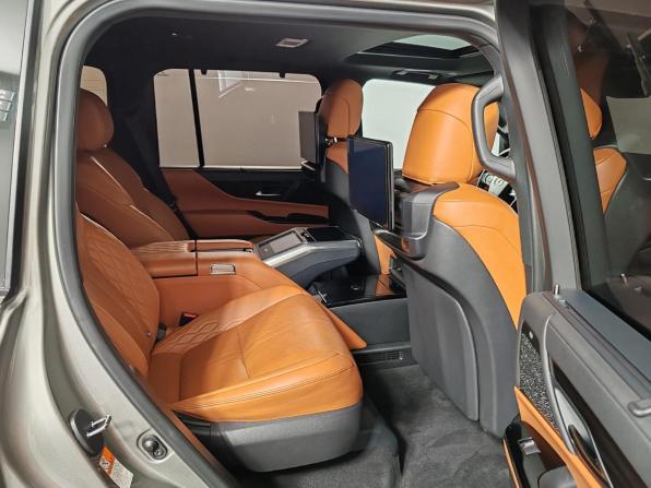 Lexus LX IV с пробегом 2021 года, цена 15 500 000 рублей, 120919 км, внедорожник, Автокод Объявления