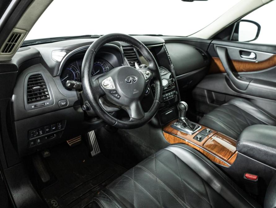 Infiniti QX70 Санкт-Петербург  - изображение 11