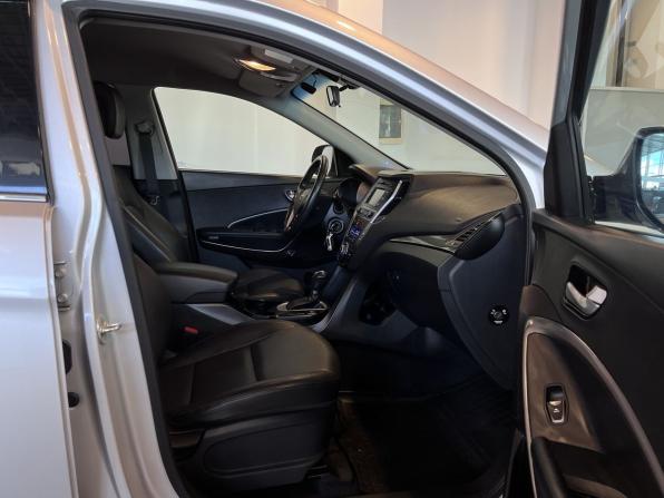 Hyundai Santa Fe III Рестайлинг с пробегом 2016 года, цена 2 250 000 рублей, 151455 км, внедорожник, Автокод Объявления