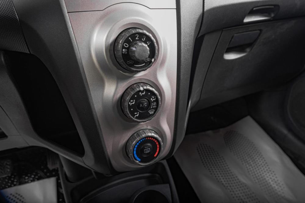 Toyota Yaris II Томск  - изображение 18