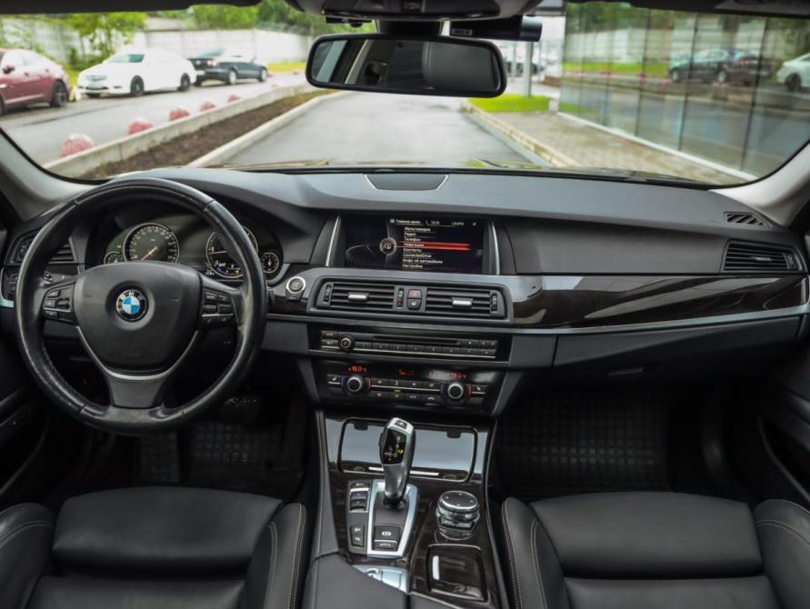 BMW 5 серии VI (F10/F11/F07) Рестайлинг Санкт-Петербург  - изображение 12
