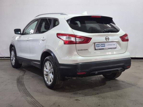 Nissan Qashqai II с пробегом 2017 года, цена 1 549 000 рублей, 170059 км, внедорожник, Автокод Объявления