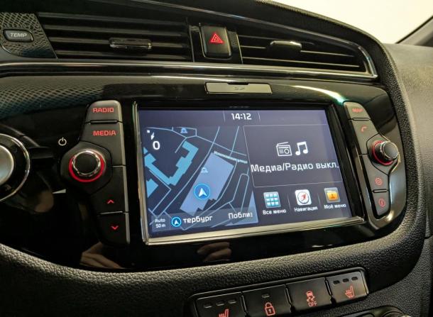 Kia Ceed II Рестайлинг с пробегом 2017 года, цена 1 390 000 рублей, 106671 км, универсал, Автокод Объявления