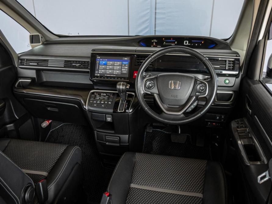 Honda Stepwgn V Краснодар  - изображение 6