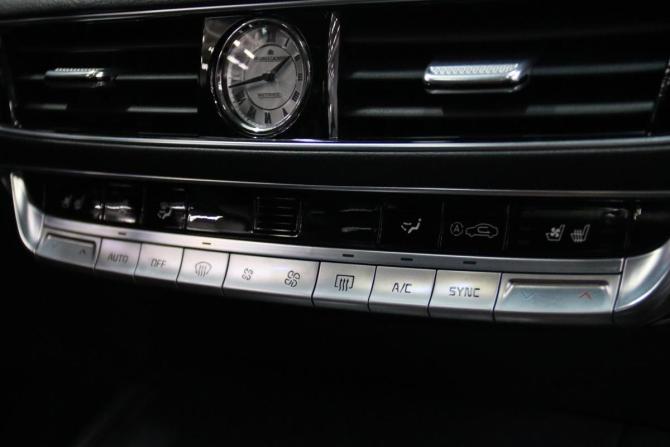 Kia K900 II с пробегом 2019 года, цена 3 135 350 рублей, 128264 км, седан, Автокод Объявления