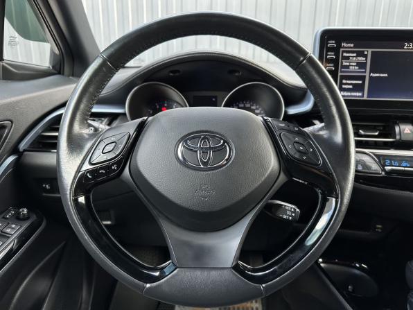 Toyota C-HR I Рестайлинг с пробегом 2020 года, цена 2 349 000 рублей, 74000 км, внедорожник, Автокод Объявления