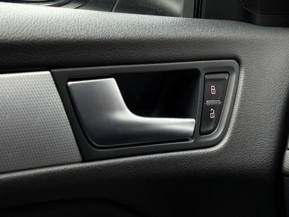 Audi Q5 I (8R) Рестайлинг с пробегом 2013 года, цена 2 449 000 рублей, 104000 км, внедорожник, Автокод Объявления