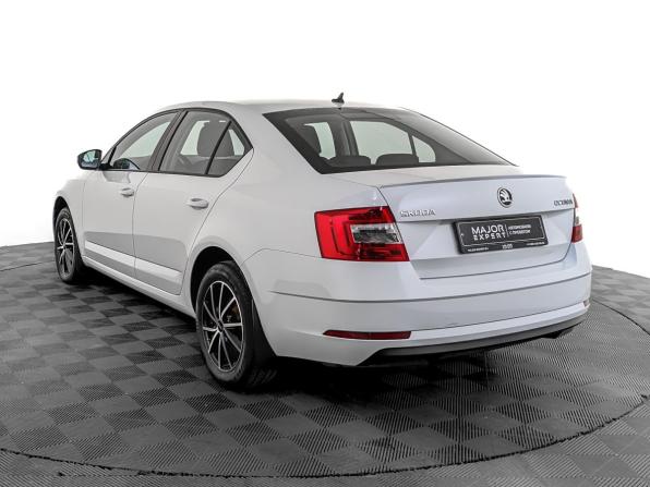 Skoda Octavia III (A7) Рестайлинг с пробегом 2020 года, цена 2 500 000 рублей, 48217 км, лифтбек, Автокод Объявления