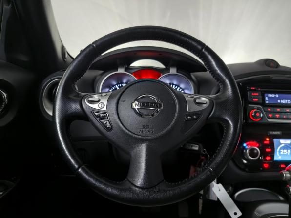 Nissan Juke I Рестайлинг с пробегом 2015 года, цена 1 212 000 рублей, 66256 км, внедорожник, Автокод Объявления