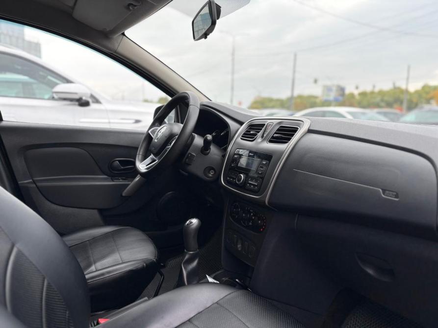 Renault Logan II Рестайлинг Череповец  - изображение 13