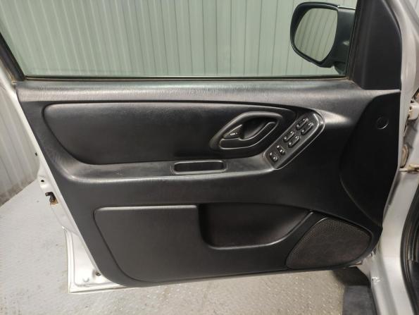 Ford Maverick III с пробегом 2005 года, цена 550 000 рублей, 320790 км, внедорожник, Автокод Объявления
