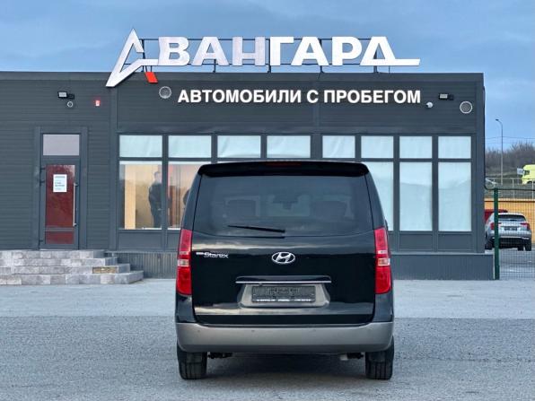 Hyundai Grand Starex I с пробегом 2014 года, цена 1 880 000 рублей, 172000 км, минивэн, Автокод Объявления