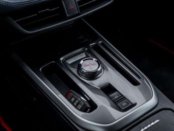 Haval Jolion I Рестайлинг с пробегом 2024 года, цена 1 880 000 рублей, 16641 км, внедорожник, Автокод Объявления