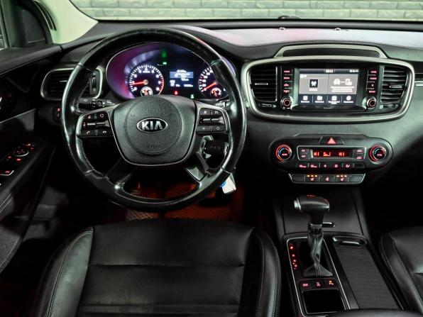 Kia Sorento III Prime Рестайлинг с пробегом 2019 года, цена 2 500 000 рублей, 176355 км, внедорожник, Автокод Объявления