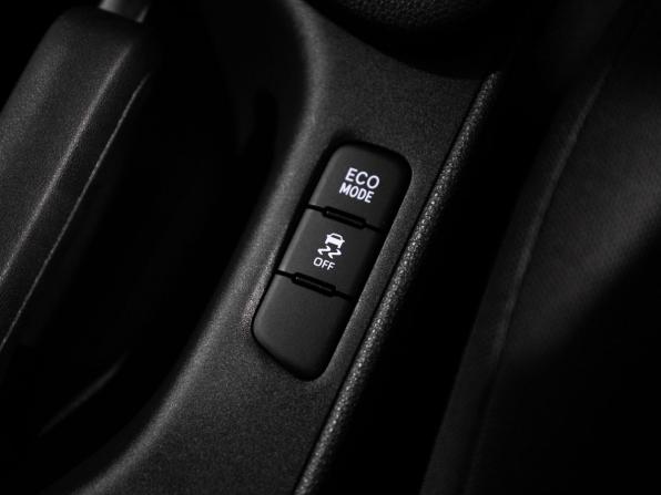 Toyota Yaris IV с пробегом 2020 года, цена 1 079 500 рублей, 27715 км, хэтчбек, Автокод Объявления