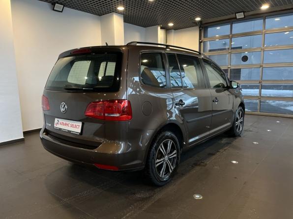 Volkswagen Touran I Рестайлинг 2 с пробегом 2012 года, цена 786 000 рублей, 232326 км, компактвэн, Автокод Объявления