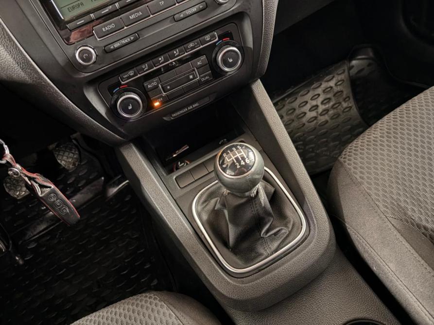 Volkswagen Jetta VI Екатеринбург  - изображение 24