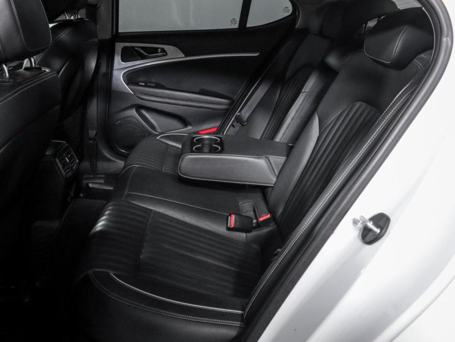 Genesis G70 I Москва  - изображение 10
