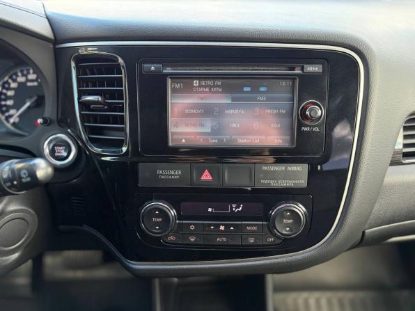 Mitsubishi Outlander III Рестайлинг 2 с пробегом 2015 года, цена 1 575 000 рублей, 159000 км, внедорожник, Автокод Объявления