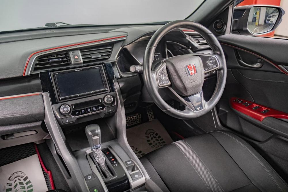 Honda Civic X Томск  - изображение 10