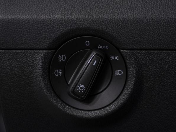 Skoda Octavia III (A7) Рестайлинг с пробегом 2019 года, цена 2 249 000 рублей, 96257 км, лифтбек, Автокод Объявления