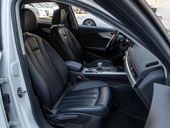 Audi A4 V (B9) с пробегом 2018 года, цена 2 330 000 рублей, 75996 км, седан, Автокод Объявления